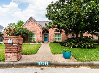 12206 Cypresswood Dr, Houston, TX 77070