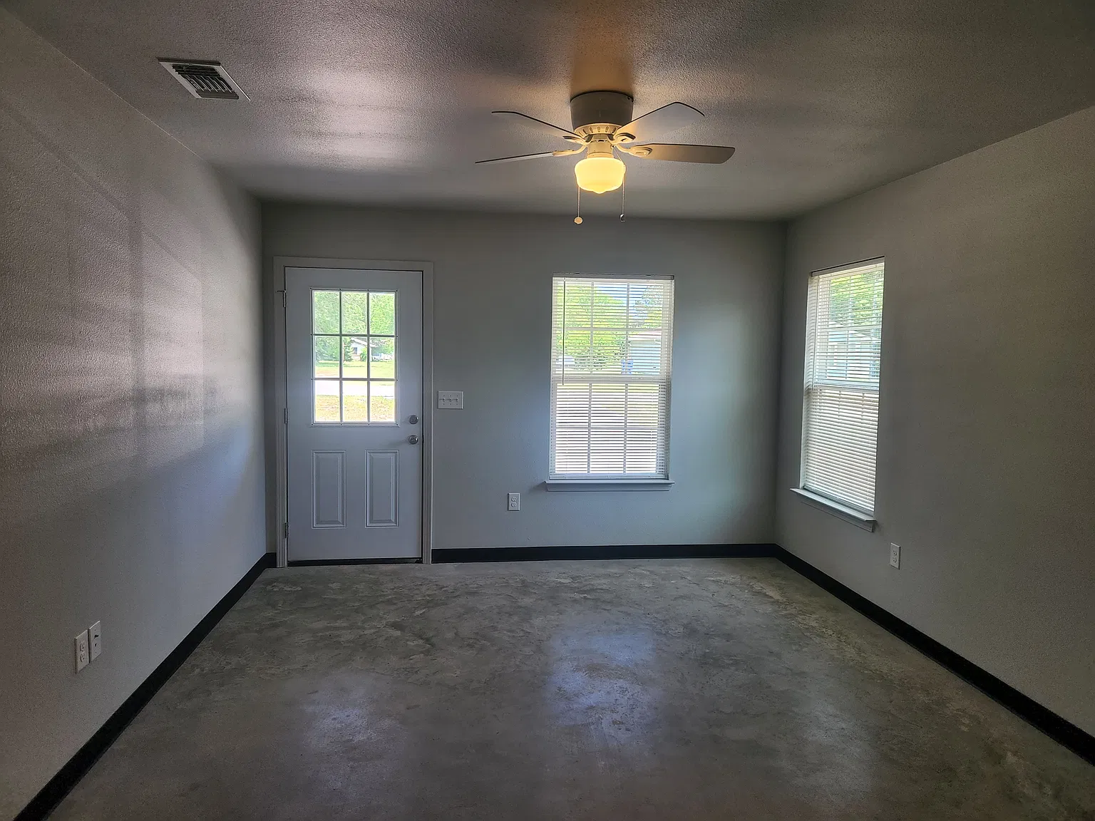 *New 2 BR 1 BA Single Family Home* — Photo 2