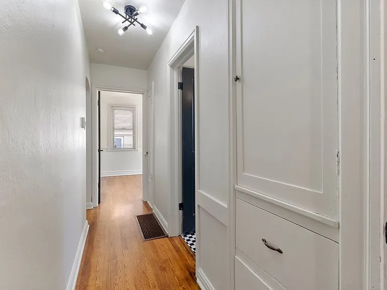 654 S Bryant St — Photo 24