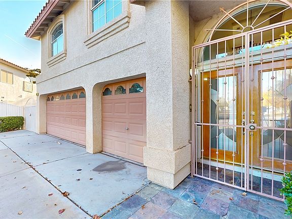 3rd image of 7524 Cathedral Canyon Ct