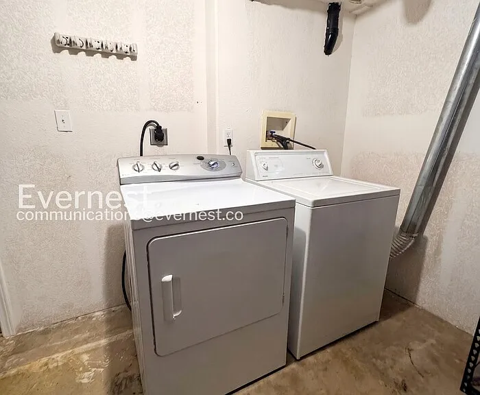 4220 S Inca St — Photo 23