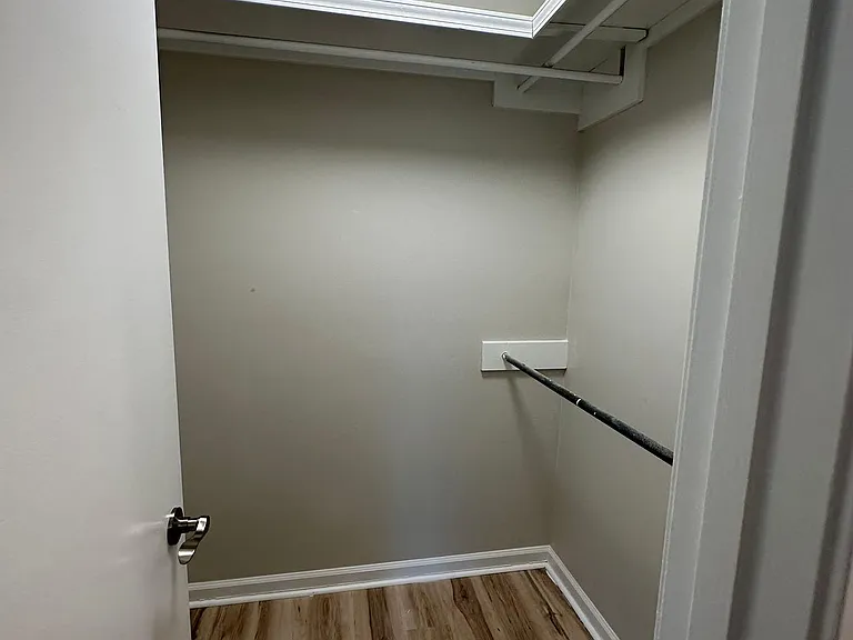 16 Camellia Cv — Photo 30