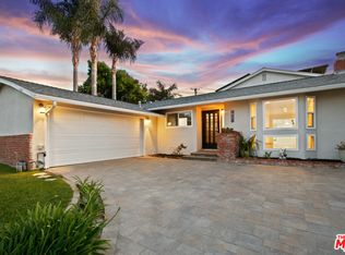 19051 Hamden Ln, Huntington Beach, CA 92646