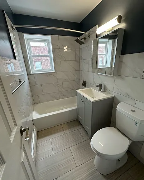 128 E7th St #309 — Photo 6
