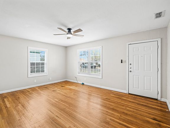3rd image of 2715 36th St