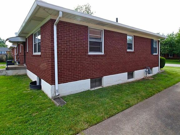 5th image of 1925 Meadowcreek Dr