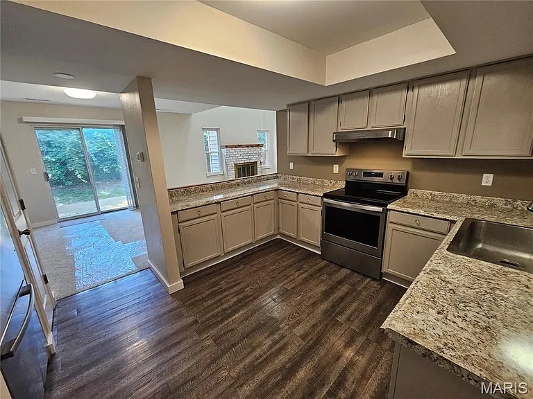 17097 Sandalwood Creek Dr — Photo 11