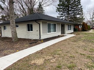 8822 Russell St, Utica, MI