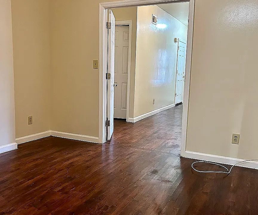 1st image of 318 16th Ave Unit 2L