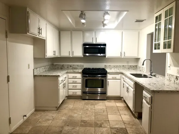 2243 Pacific Ave APT A101, Costa Mesa, CA 92627