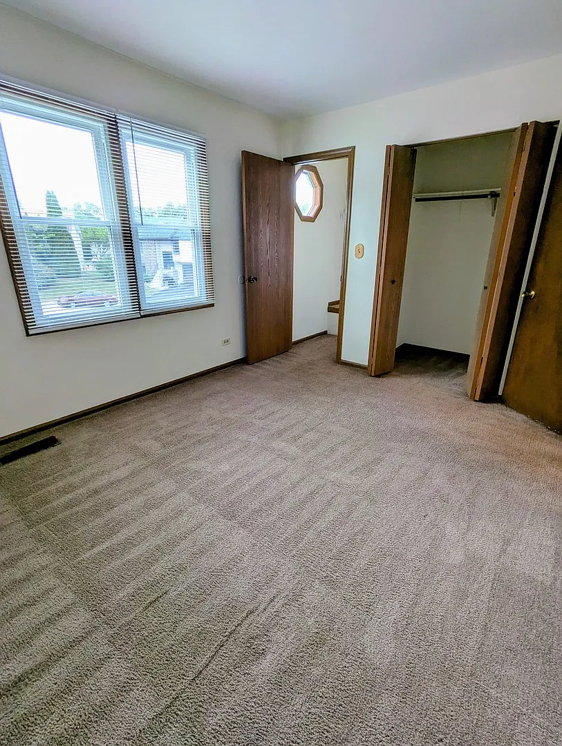 3 bed, 1.5 bath, 1494 sqft, $2,850 — Photo 4