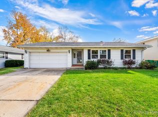 1630 Maness Ct, Sycamore, IL 60178