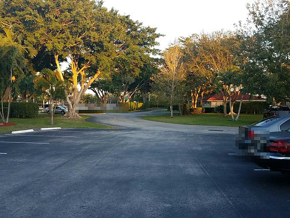 4th image of 459 NW 36th Ave