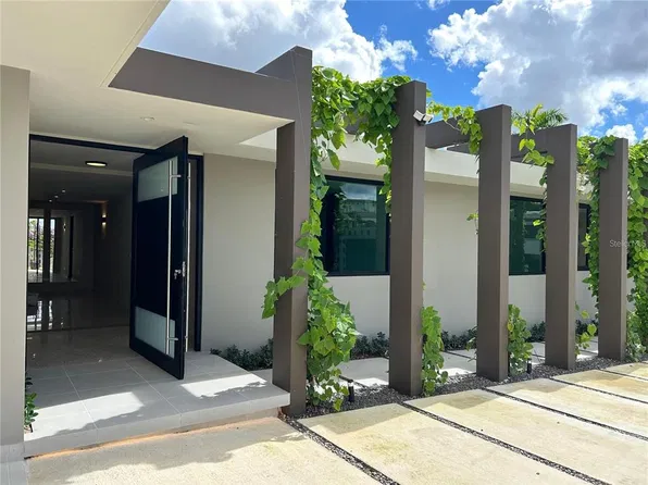 (undisclosed Address), GUAYNABO, PR 00966