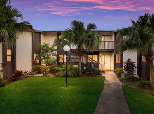 5400 34th St W APT 15H, Bradenton, FL 34210