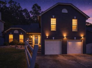2455 Tolliver Dr, Ellenwood, GA 30294