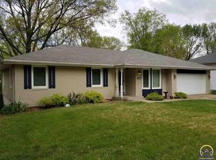 3225 SW Macvicar Ave, Topeka, KS 66611