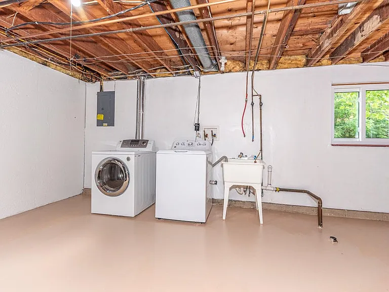 603 Manor Dr — Photo 19