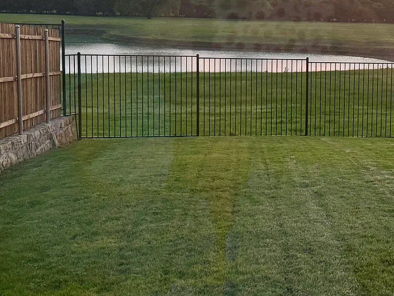 508 Sandpiper Ct — Photo 2