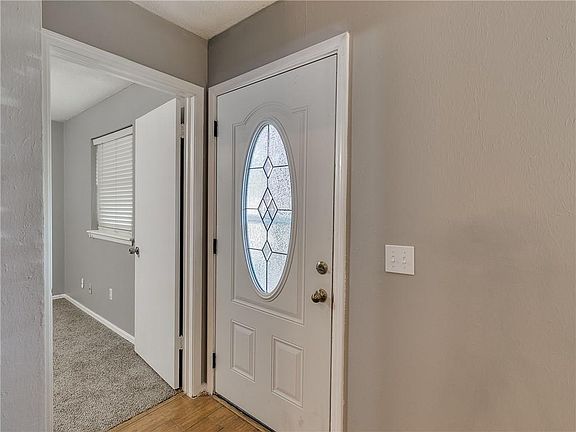 4th image of 1011 Craig Dr