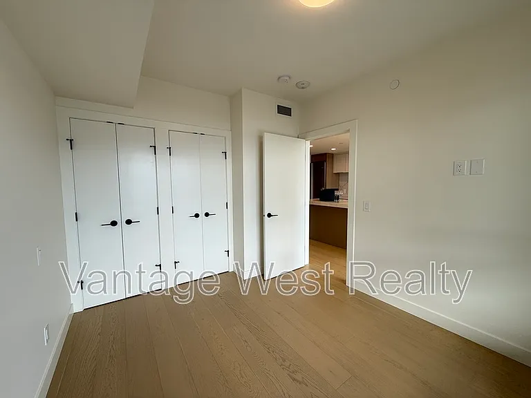 3800 Capozzi Rd #1109 — Photo 12