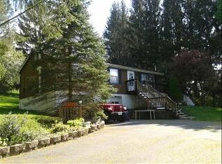 24 Davis St, Pittsfield, MA 01201