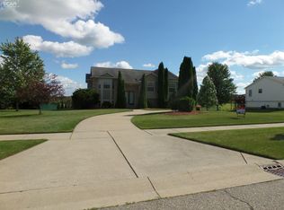 11180 Cathy Dr, Goodrich, MI 48438