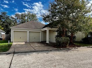 11753 Logan Ridge Dr, Houston, TX 77072