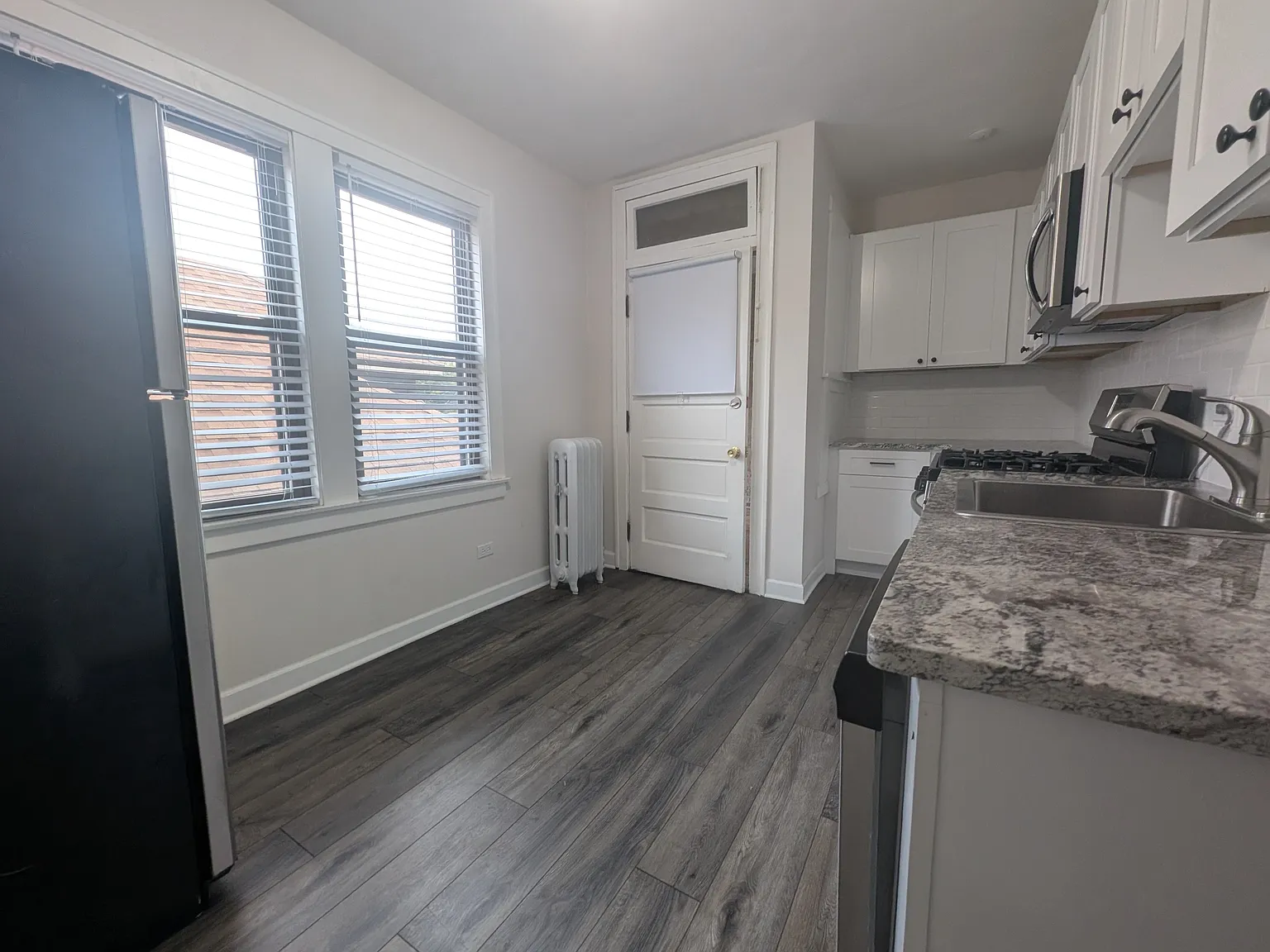 5818 W. Berteau - 5818-... — Photo 4