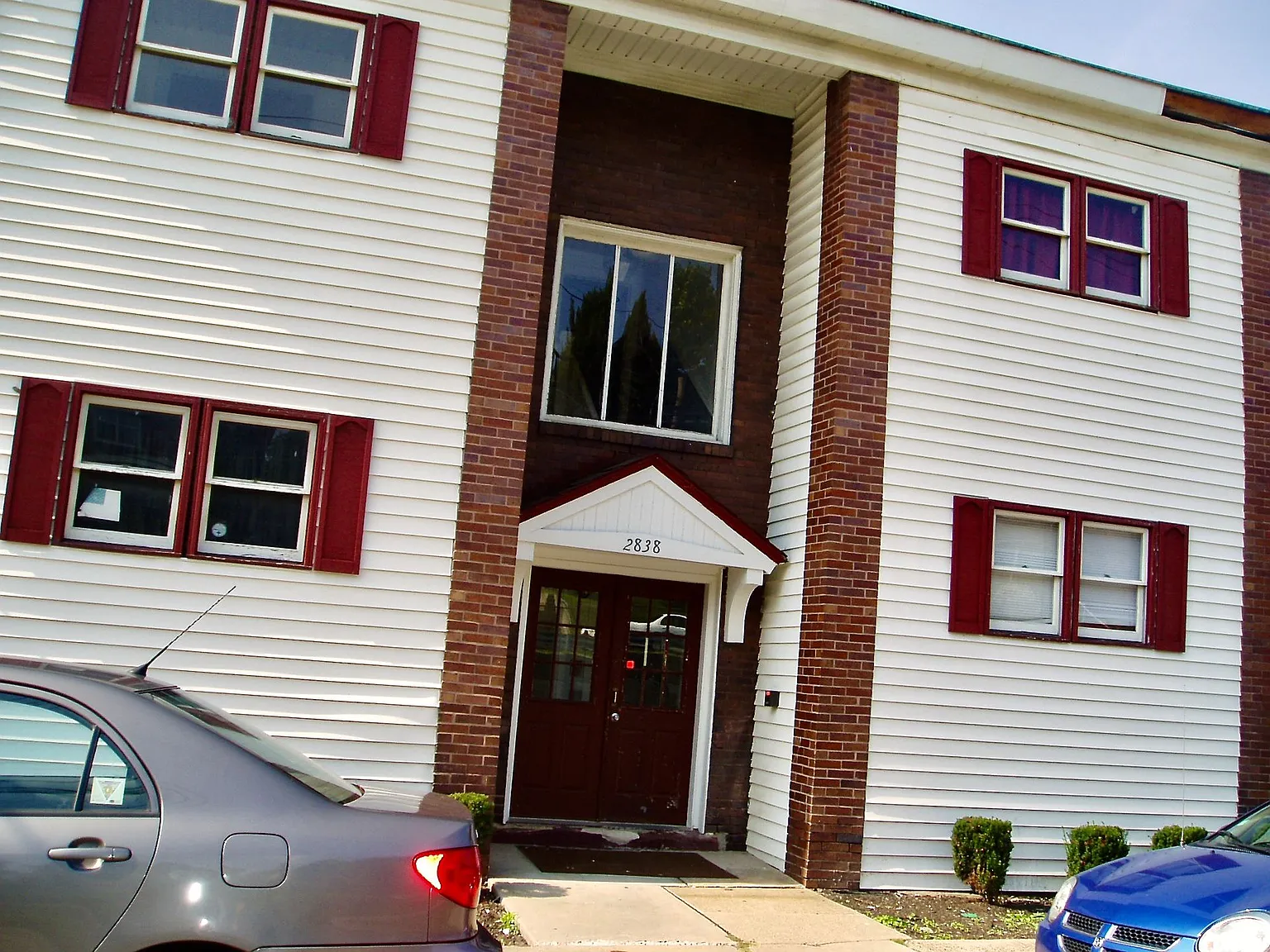 Beautiful Apartments in Dormont * One block to the T * Pet Friendly * Available Now * Renovated &... — Photo 2