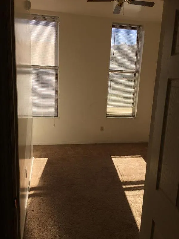 2 bed, $1,400 — Photo 4