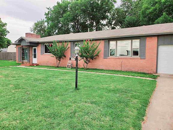 2nd image of 104 Mockingbird Ln