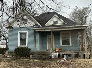 1017 E Commercial St, Springfield, MO 65803