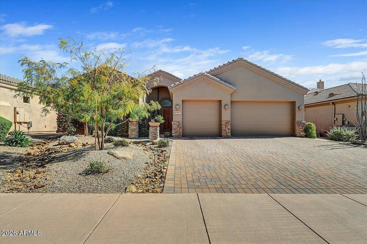 9415 E CAVALRY Drive