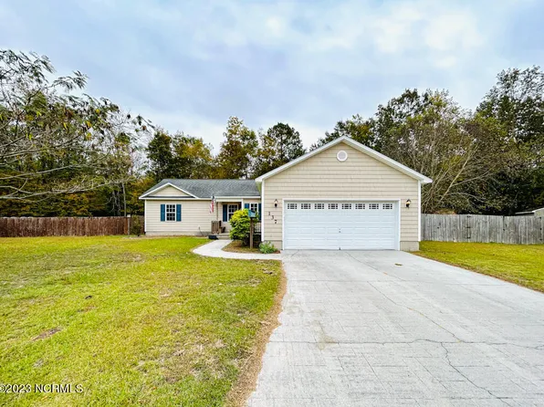 137 Briar Hollow Drive, Jacksonville, NC 28540