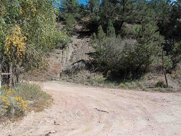 3rd image of 33 Sendero Alto