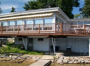 7557 Lily Lake Rd, Burlington, WI 53105