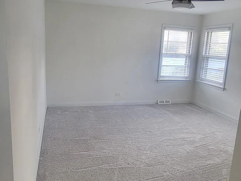 5018 Dobson St — Photo 10