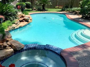 287 N Maple Glade Cir, Spring, TX 77382