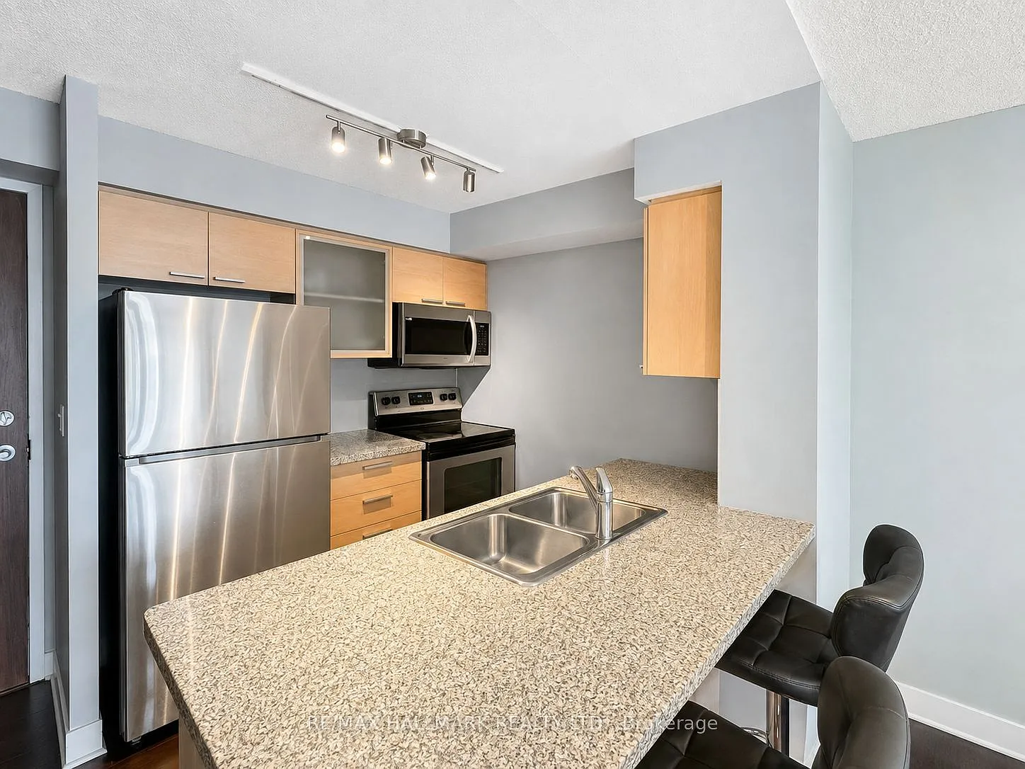 1 bed, $2,250 — Photo 3