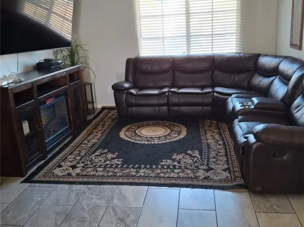 11735 Star St, Adelanto, CA 92301