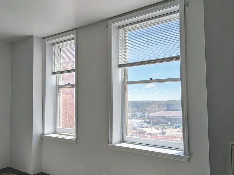 123 N Locust St #2 — Photo 5