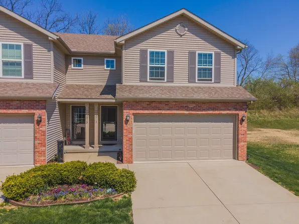 2713 Fox Trot Trl, Bloomington, IL 61705