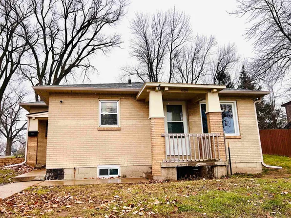 624 Tremont St, Mauston, WI 53948