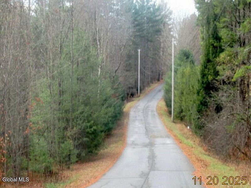 4th image of 12 Birch Mountain Way