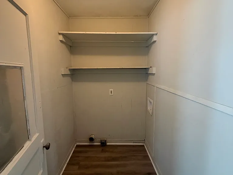 3224 Kirby Ave — Photo 8