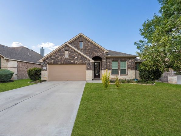 3128 Barker Cypress