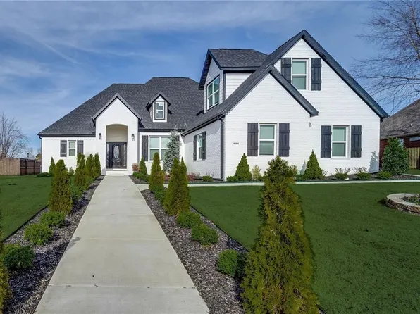 4684 Stonecrest, Springdale, AR 72762