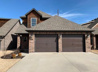 1707 SW Stonegrove Rd, Bentonville, AR 72712