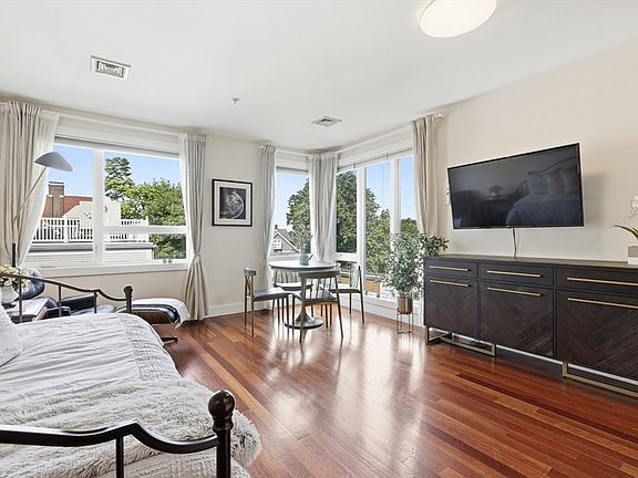 5th image of 533 Cambridge St Unit 306